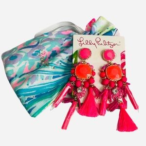 🆕 Lilly Pulitzer Waterside Earrings in Kitschy Coral